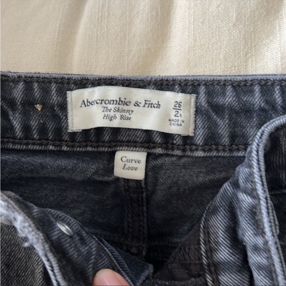 Abercrombie curve love black jeans - Picture 2 of 3